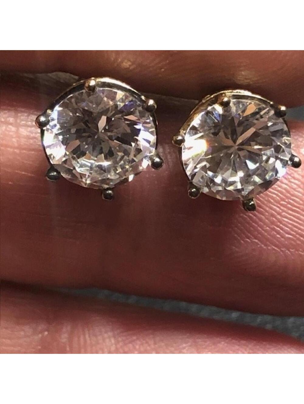 B2063 NVDR 925 Gold Vermeil Round Cut Cubic Zirconia Stud Earrings 8mm fancy